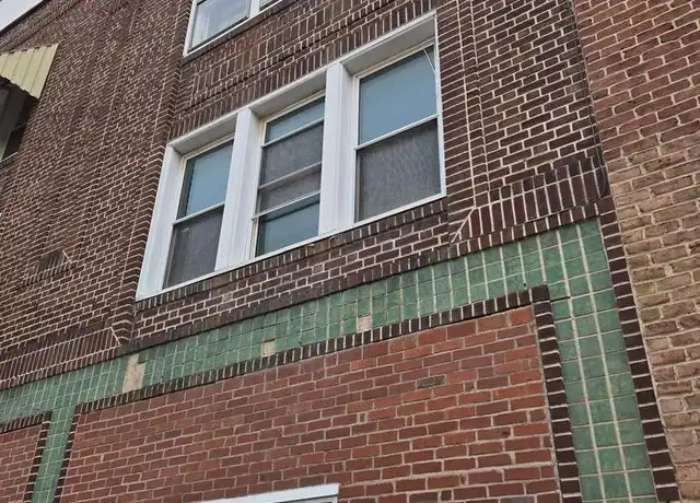 Property at 727 E Market St, York, PA, 17403, 3 beds, 1 bath, [object Object]