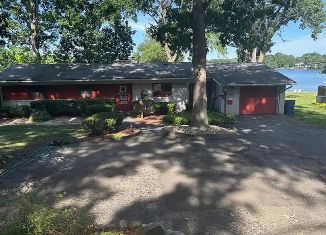 Property at 2714 Lari Ct, West Bloomfield, MI, 48324, 3 beds, 2 baths, [object Object]