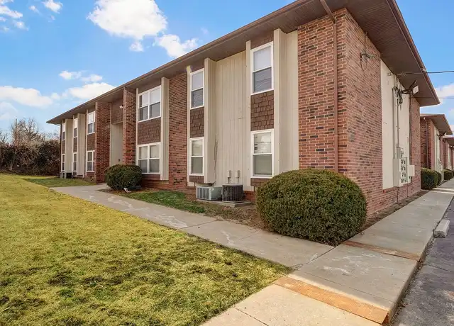 Property at Hilltop - 2940 N East Ave, Springfield, MO, 65803, 2 beds, 2 baths, [object Object]