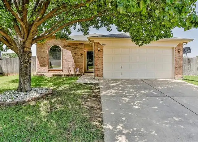 Property at 3229 Spring Crest Ct, Hurst, TX, 76053, 3 beds, 2 baths, [object Object]
