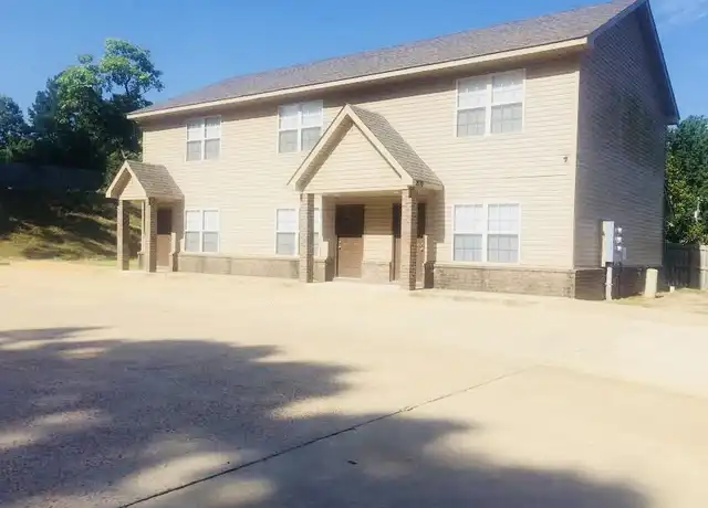 Property at 2019 W Nettleton Ave, Jonesboro, AR, 72401, 2 beds, 1.5 baths, [object Object]