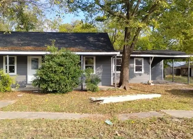 Property at 751 SW 1st St, Cooper, TX, 75432, 3 beds, 1 bath, [object Object]