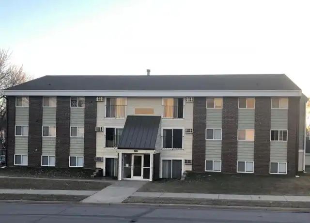 Property at 1217 4th Ave S, Saint Cloud, MN, 56301, 4 beds, 1.5 baths, [object Object]