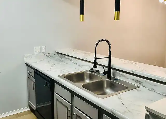 Property at Teal Run Apartments - 2302 Windsong Dr, Indianapolis, IN, 46229, 1 bed, 1 bath, [object Object]