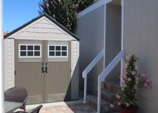 Property at 2560 Newport Blvd Unit 21, Costa Mesa, CA, 92627, 1 bed, 1 bath, [object Object]