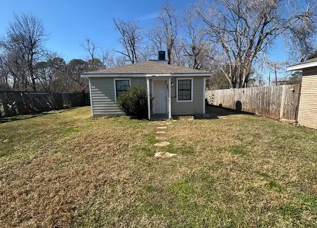 Property at 104 Harlton St Unit A, La Marque, TX, 77568, 2 beds, 1 bath, [object Object]