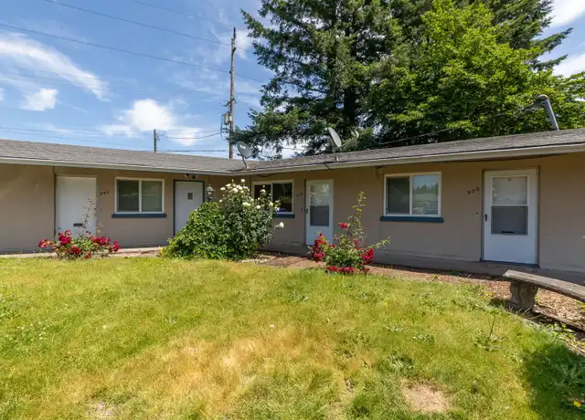 Property at 940 NW Earl Ave, Gresham, OR, 97030, 1 bed, 1 bath, [object Object]