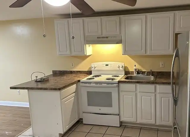 Property at 71 Mystic St #4, Methuen, MA, 01844, 1 bed, 1 bath, [object Object]