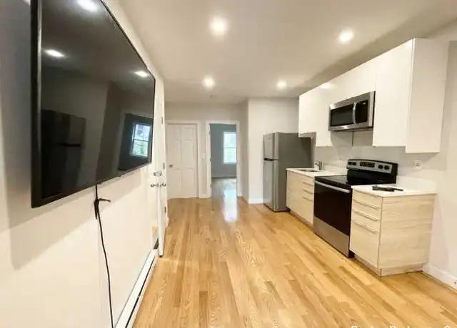Property at 17 Warwick St, Roxbury, MA, 02120, 4 beds, 1 bath, [object Object]