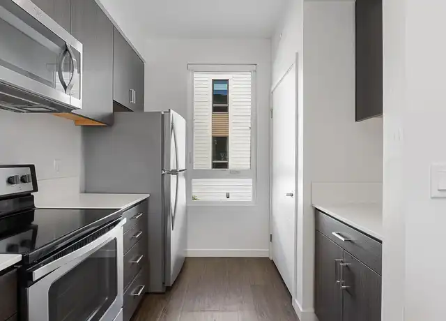 Property at 17th Place Townhomes - 1001 18th St, Bakersfield, CA, 93301, 2 beds, 1.5 baths, [object Object]