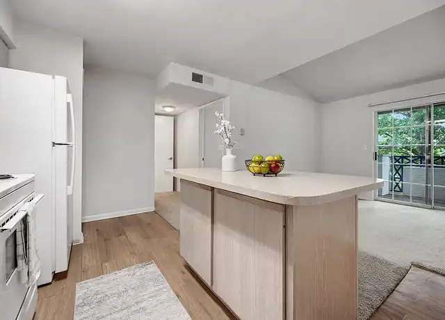Property at La Calera Apartments - 403 Heimer Rd, San Antonio, TX, 78232, 1-2 bed, 1-2 bath, [object Object]