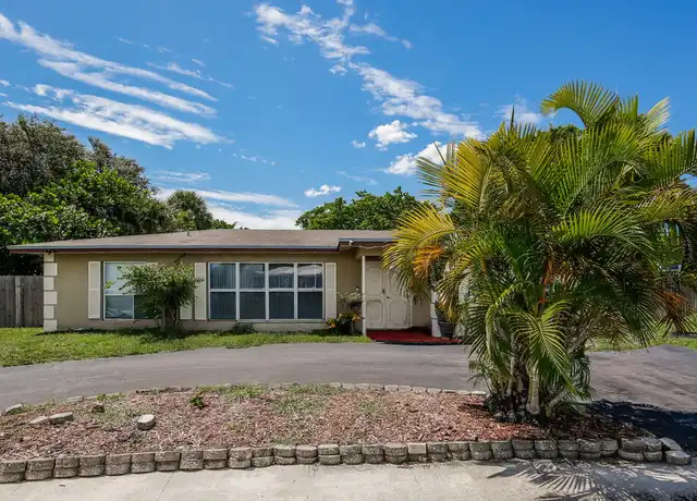 Property at 7401 NW 84th St, Tamarac, FL, 33321, 4 beds, 2 baths, [object Object]