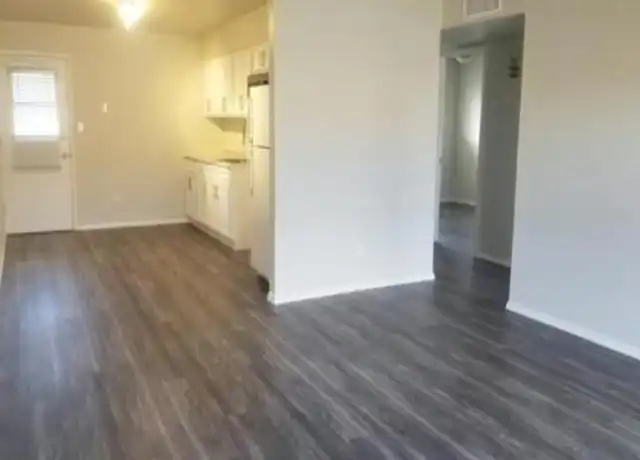 Property at 4121 N 26th St, Phoenix, AZ, 85016, 2 beds, 1 bath, [object Object]