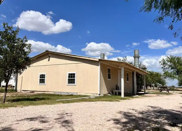Property at 911 Agua Ln, Mission, TX, 78572, 3 beds, 2 baths, [object Object]