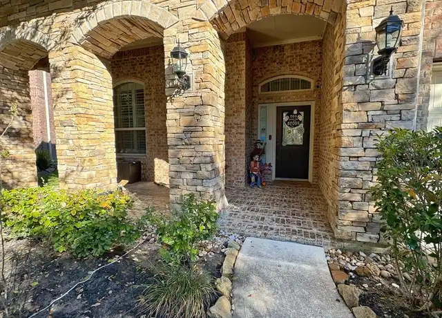 Property at 7 Pintuck Pl, Spring, TX, 77389, 5 beds, 3.5 baths, [object Object]