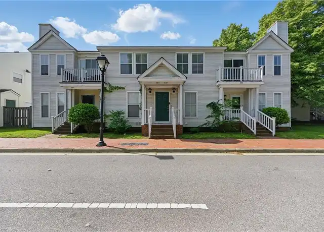 Property at 537 Columbia St, Portsmouth, VA, 23704, 2 beds, 2 baths, [object Object]