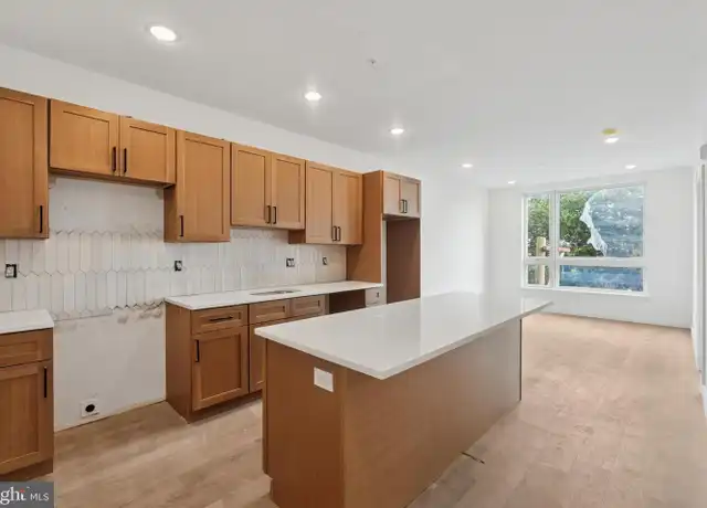 Property at 754 S 4th St Unit 205, Philadelphia, PA, 19147, 2 beds, 2 baths, [object Object]