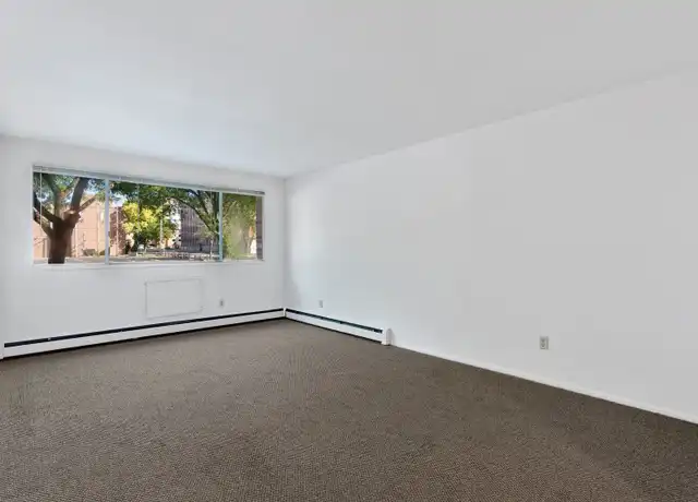 Property at 833 N 21st St Unit 212, Milwaukee, WI, 53233, 1 bed, 1 bath, [object Object]