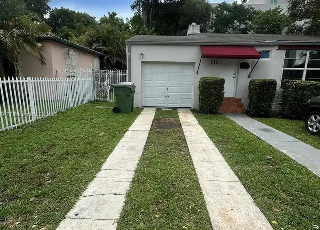 Property at 711 SW 39th Ave, Coral Gables, FL, 33134, 2 beds, 1 bath, [object Object]