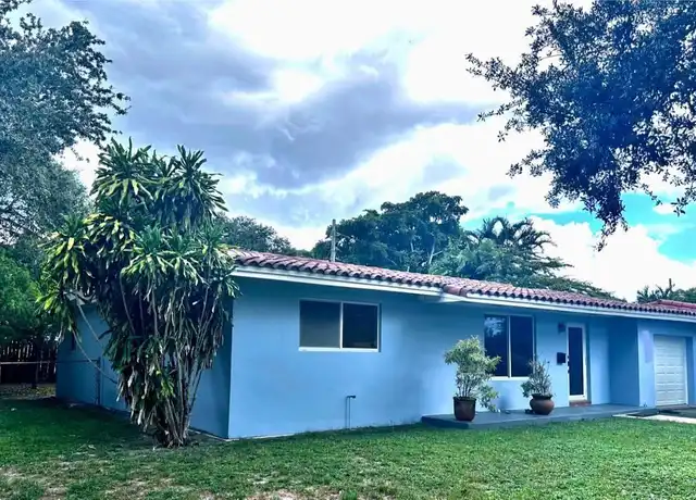 Property at 13964 Lake George Ct, Miami Lakes, FL, 33014, 3 beds, 2 baths, [object Object]
