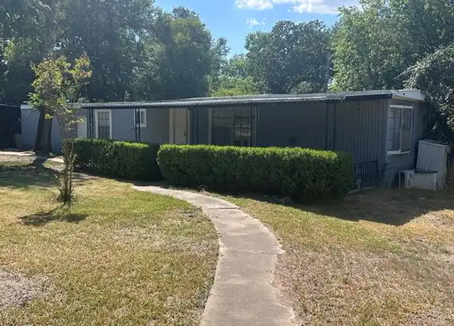 Property at 6099 Rolling Meadow Trl, Fort Worth, TX, 76135, 3 beds, 2 baths, [object Object]