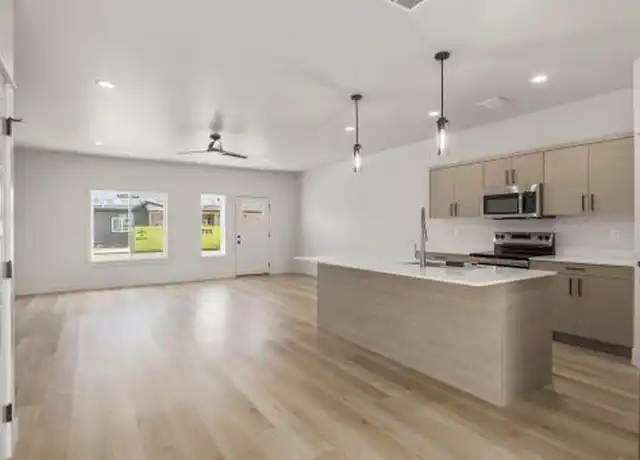 Property at 4633 King Ave W, Billings, MT, 59106, 3 beds, 2 baths, [object Object]