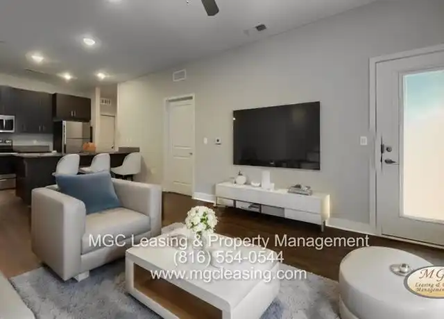 Property at 5730 NE 80th Ter Unit 2d, Kansas City, MO, 64119, 1 bed, 1 bath, [object Object]