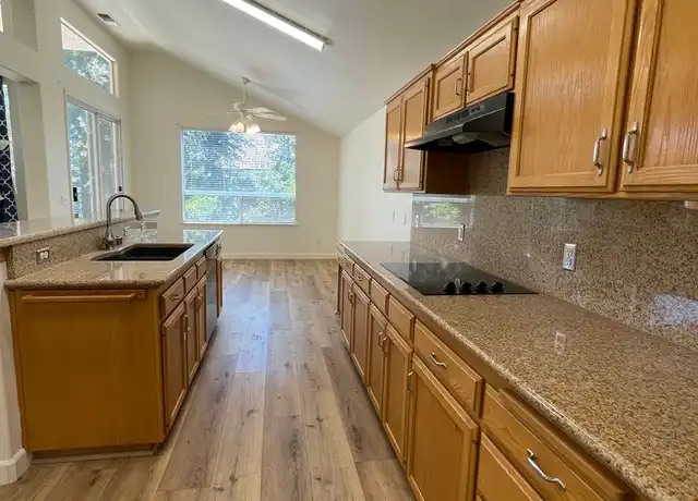 Property at 6175 W Alluvial Ave, Fresno, CA, 93722, 3 beds, 2 baths, [object Object]
