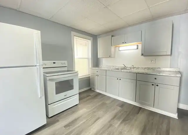 Property at 416 Rimmon St Unit 3, Manchester, NH, 03102, 1 bed, 1 bath, [object Object]