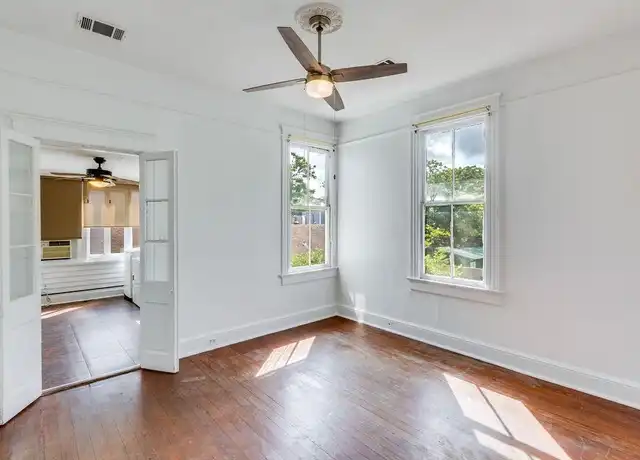 Property at 8133 Green St, New Orleans, LA, 70118, 2 beds, 1 bath, [object Object]