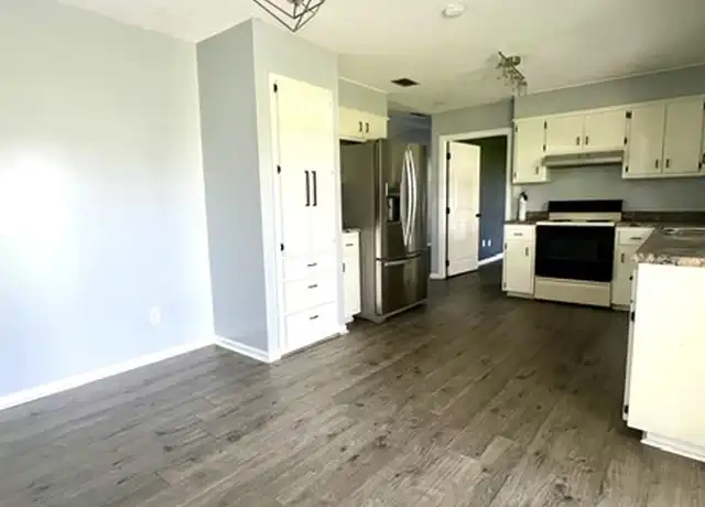 Property at 3914 Foxridge Dr, Valdosta, GA, 31605, 4 beds, 2 baths, [object Object]