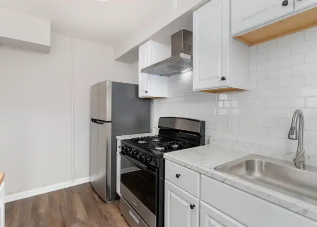 Property at 1607 Asmann Ave Unit 19, Cincinnati, OH, 45229, 2 beds, 1 bath, [object Object]