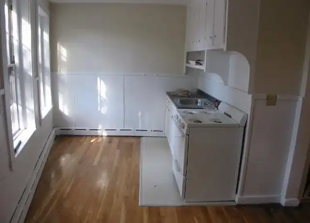 Property at 110 Willow Ave, Somerville, MA, 02144, 2 beds, 1 bath, [object Object]