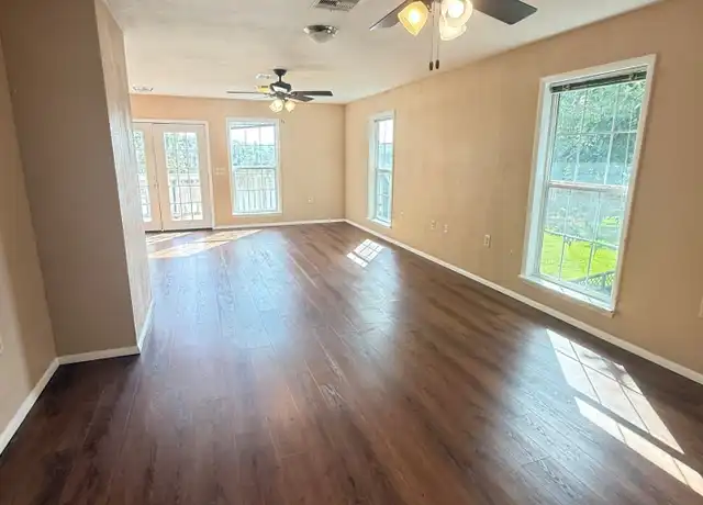 Property at 6326 County Road 659, Brazoria, TX, 77422, 2 beds, 2 baths, [object Object]