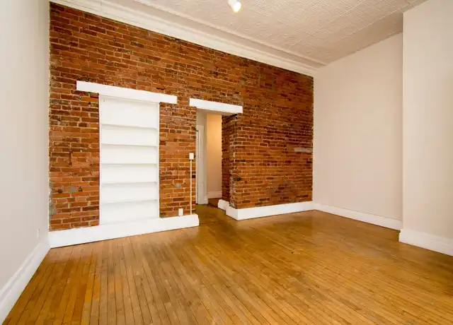 Property at 202 W Columbia Ave, Champaign, IL, 61820, 2 beds, 1 bath, [object Object]