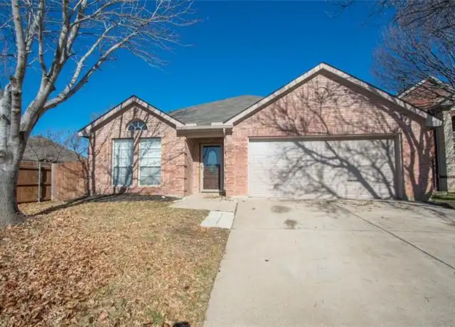 Property at 736 Silverbrook Dr, Saginaw, TX, 76179, 3 beds, 2 baths, [object Object]