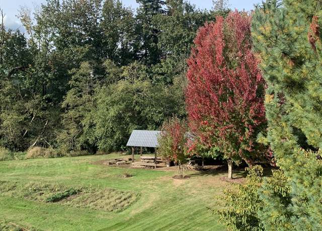 Photo of 307 14th St, Lynden, WA 98264