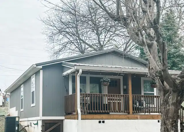 Property at 703 N D St, Lenoir City, TN, 37771, 3 beds, 2 baths, [object Object]