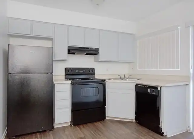 Property at Park On 57th Avenue - 5045 N 58th Ave, Glendale, AZ, 85301, 1-2 bed, 1-2 bath, [object Object]
