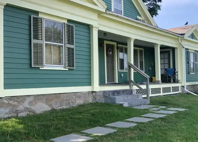Property at 92 W Main St Unit 2, Vergennes, VT, 05491, 1 bed, 1 bath, [object Object]