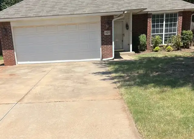 Property at 421 W 10th St, Edmond, OK, 73003, 3 beds, 2 baths, [object Object]