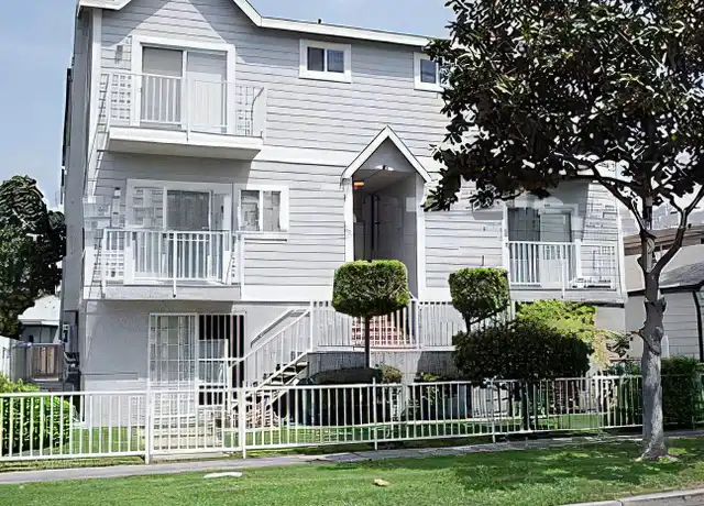 Property at 9611 National Blvd Unit 3, Los Angeles, CA, 90034, 2 beds, 2 baths, [object Object]