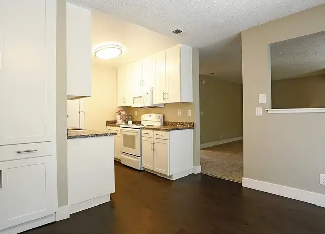 Photo of 22160 Center St, Castro Valley, CA 94546
