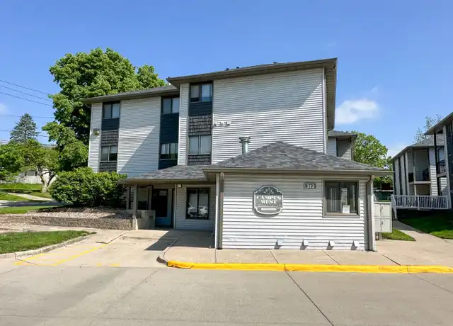 Property at 320 Hillcrest Ave, Ames, IA, 50014, 3 beds, 1 bath, [object Object]