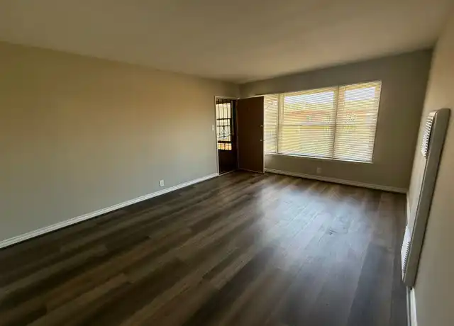 Property at 4164 Somerset Dr Unit 62-06, Los Angeles, CA, 90008, 1 bed, 1 bath, [object Object]