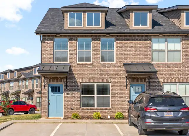 Property at 1000 Henry Place Blvd, Clarksville, TN, 37042, 3 beds, 3 baths, [object Object]