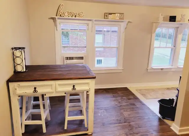 Property at 2800 W Linden Ave Unit B, Nashville, TN, 37212, 2 beds, 1 bath, [object Object]