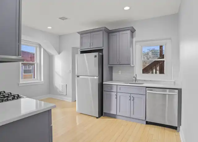 Property at 775 Atlantic St Unit 2R, Stamford, CT, 06902, 3 beds, 2 baths, [object Object]