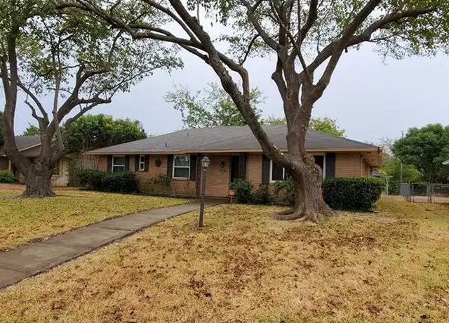 Property at 2442 Club Terrace Dr, Dallas, TX, 75237, 3 beds, 2 baths, [object Object]