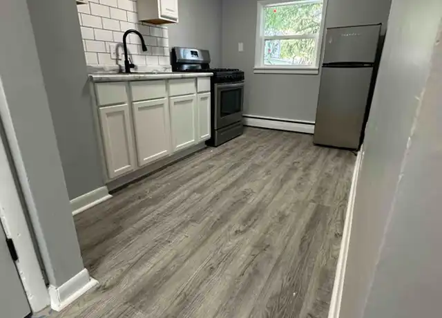 Property at 2406 Waynewood Dr Unit 7, Fort Wayne, IN, 46809, 1 bed, 1 bath, [object Object]
